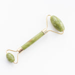 facial roller | jade